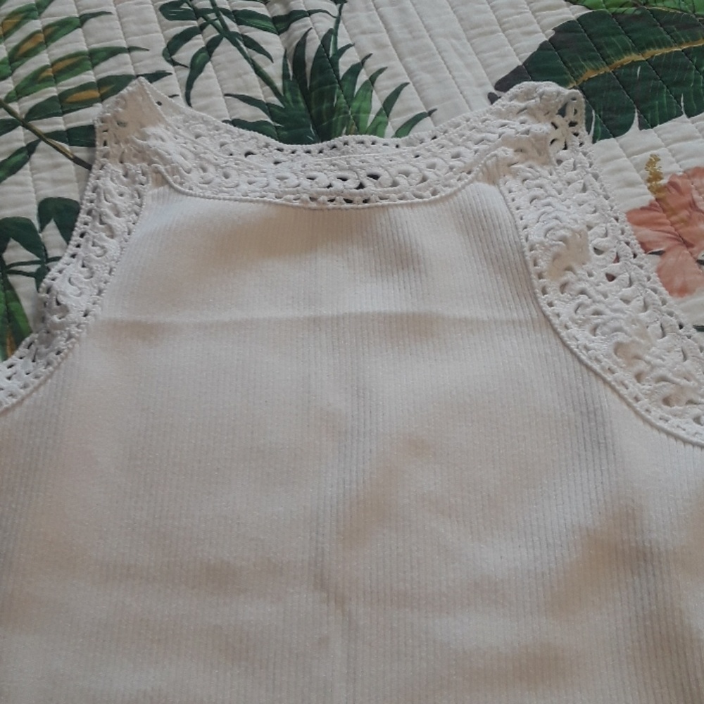 Tank top - Picture 3 of 3